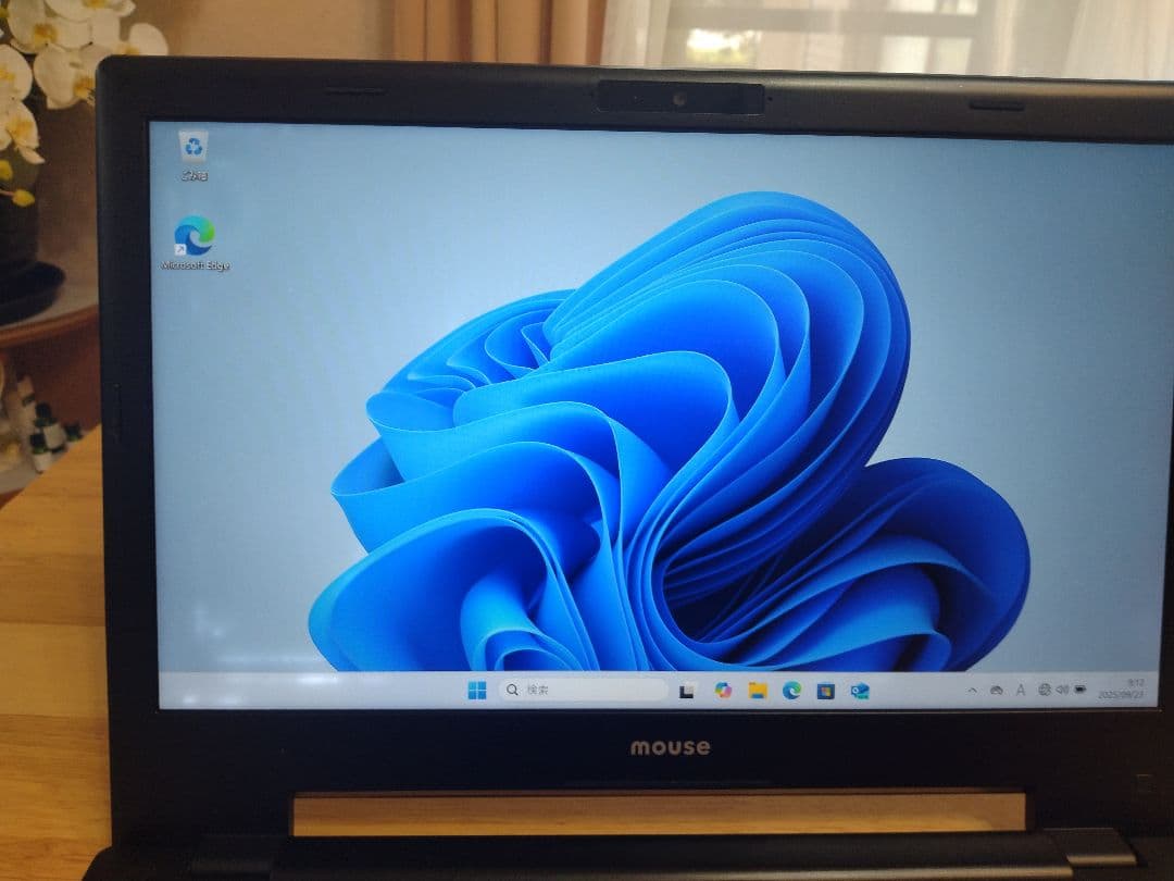 マウスコンピューター NB391H i5 8250U 8GB SSD240