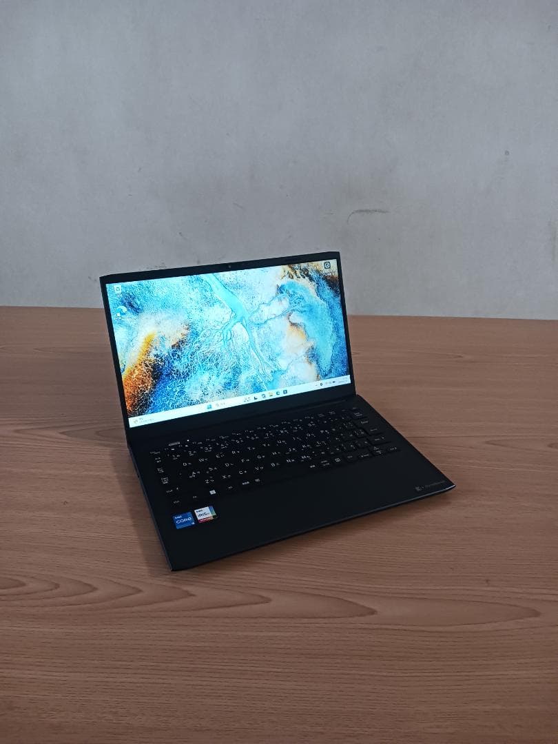 dynabook SJ73/KV 第12世代　メモリ16G／SSD 512GB