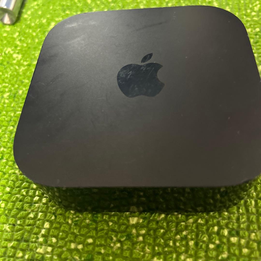 Apple TV 本体 リモコン付き　A2843