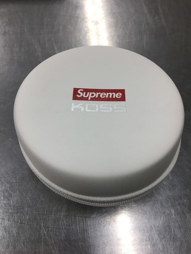 ヘッドホン Supreme / Koss Portapro Headphones white