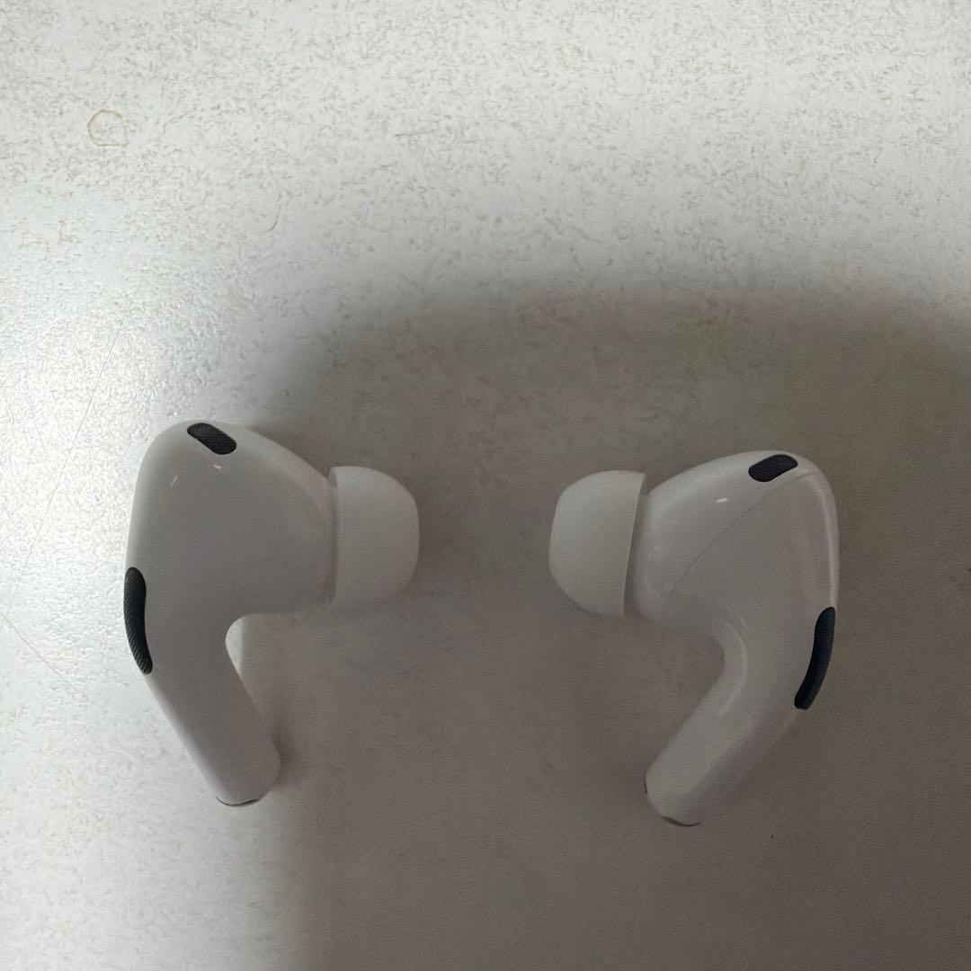 AirPods Pro第二世代本体のみホワイト 機種番号A2698 動作確認済