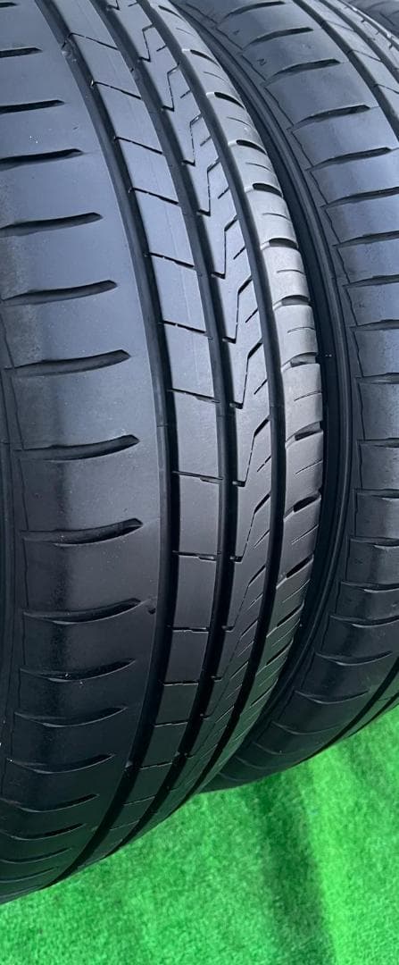 NISSAN 16X6+45 114.3 ホイールと195/60R16 タイヤ