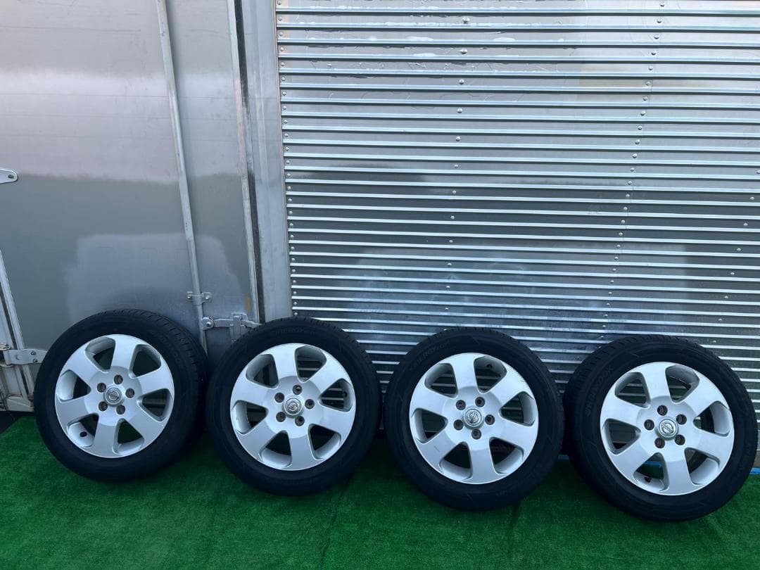 NISSAN 16X6+45 114.3 ホイールと195/60R16 タイヤ