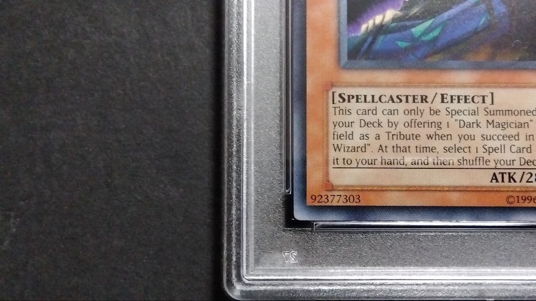 【PSA8】「黒衣の大賢者」DOD シークレット 英語版 DARKSAGE