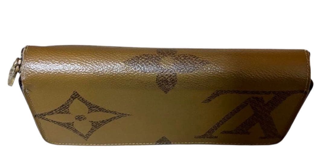 ルイヴィトン ジッピーウォレット ジャイアント リバース 長財布 新型