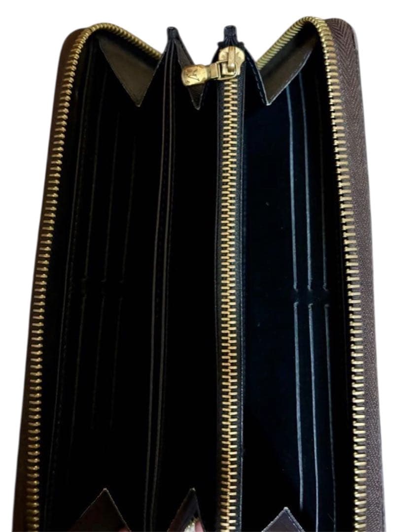 ルイヴィトン ジッピーウォレット ジャイアント リバース 長財布 新型