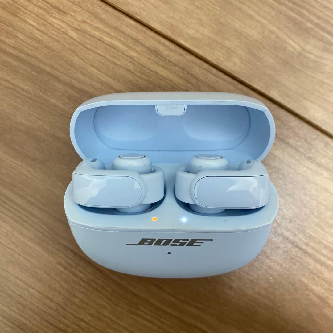 BOSE Ultra Open Earbuds のホワイトスモーク