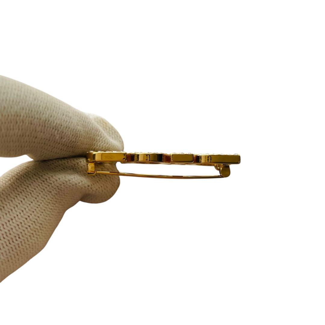 ディオール Dio(r)evolution ディオレボリューション ブローチ