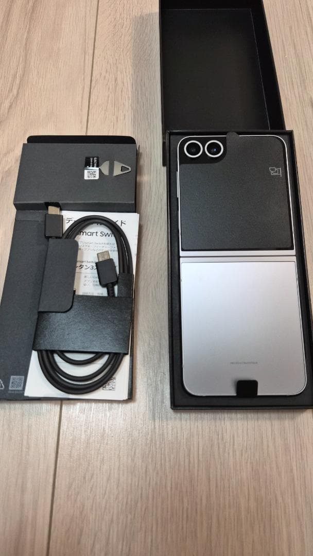 Galaxy Z Flip6 日本版SIMフリー