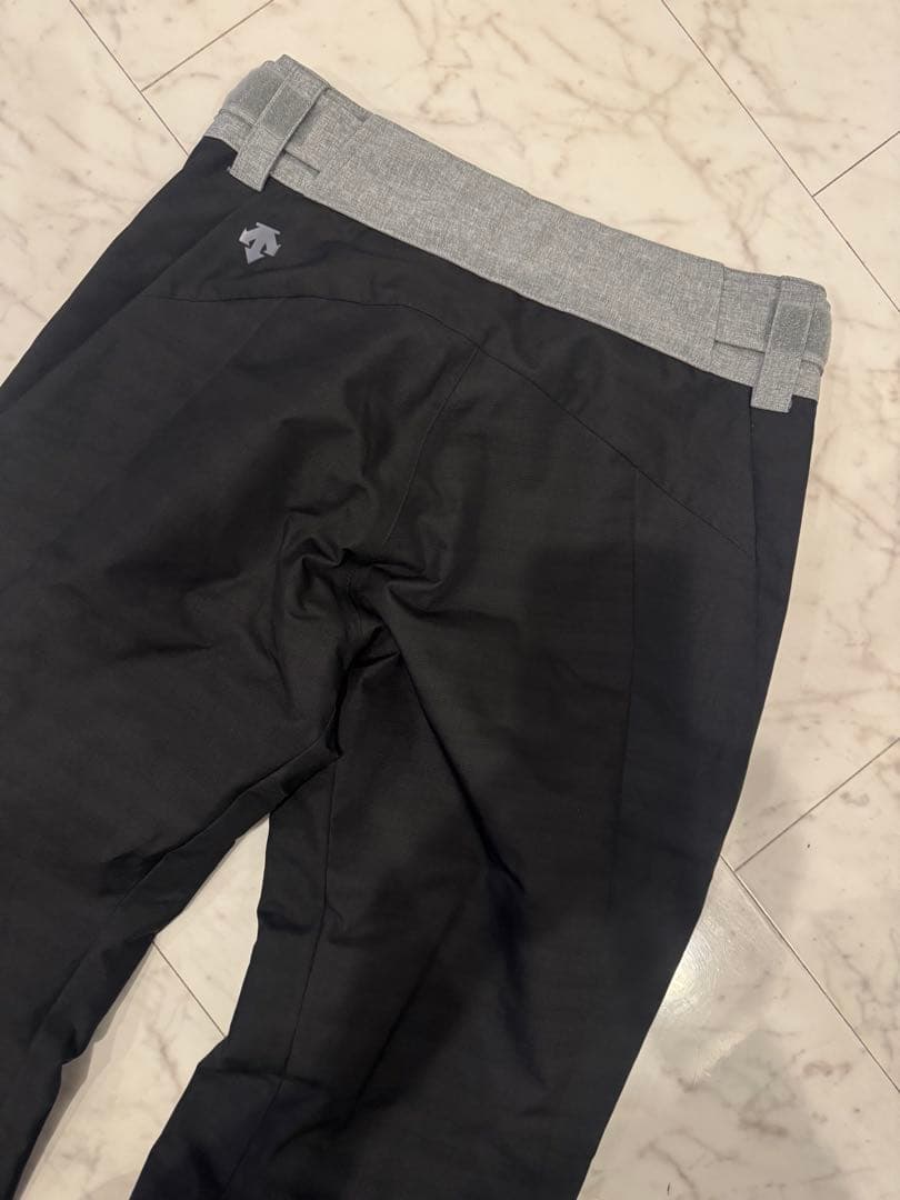 デサント　USED 女性用スキーウェアセット ブラック