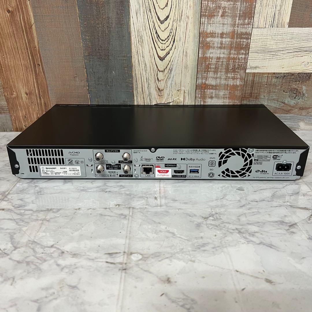 リクエスト価格全国送料込シャープ3年前購入。同時録画 4KブルーレイHDDレコー