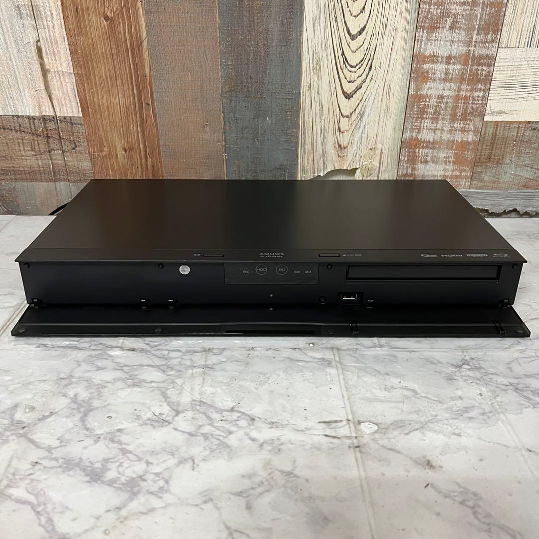 リクエスト価格全国送料込シャープ3年前購入。同時録画 4KブルーレイHDDレコー