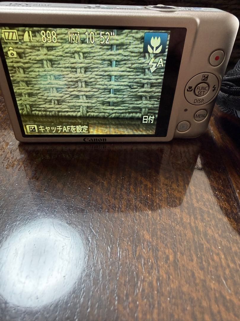 Canon IXY 210Fコンパクトデジタルカメラ