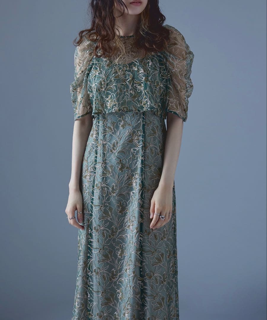 etoll.刺繍レースレイヤードドレス