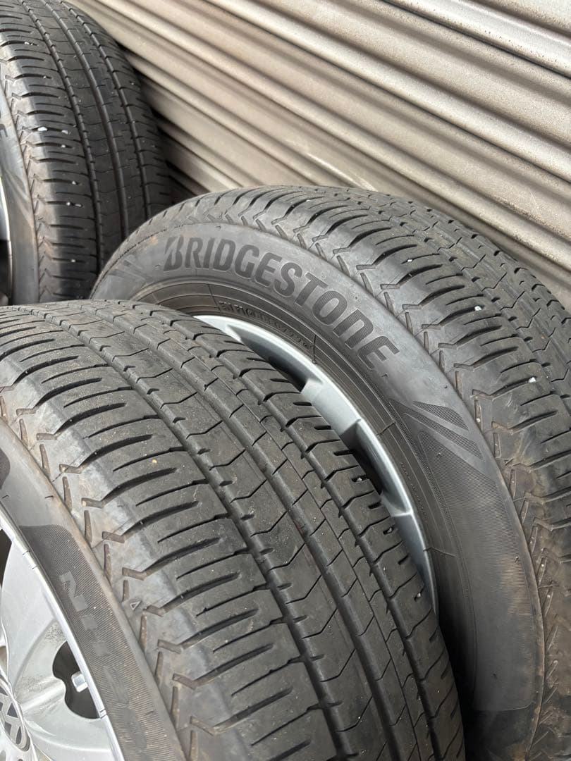 VWザ・ビートル純正16インチアルミホイール、タイヤセット！