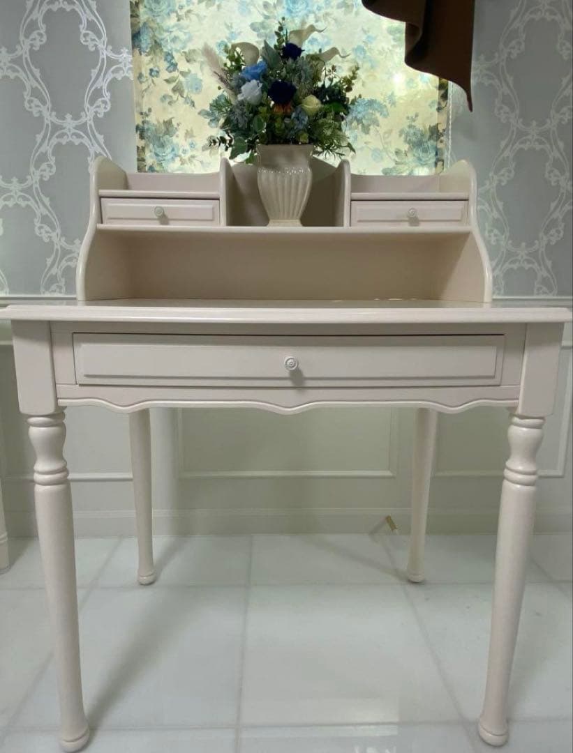 アンティークデスク収納付き