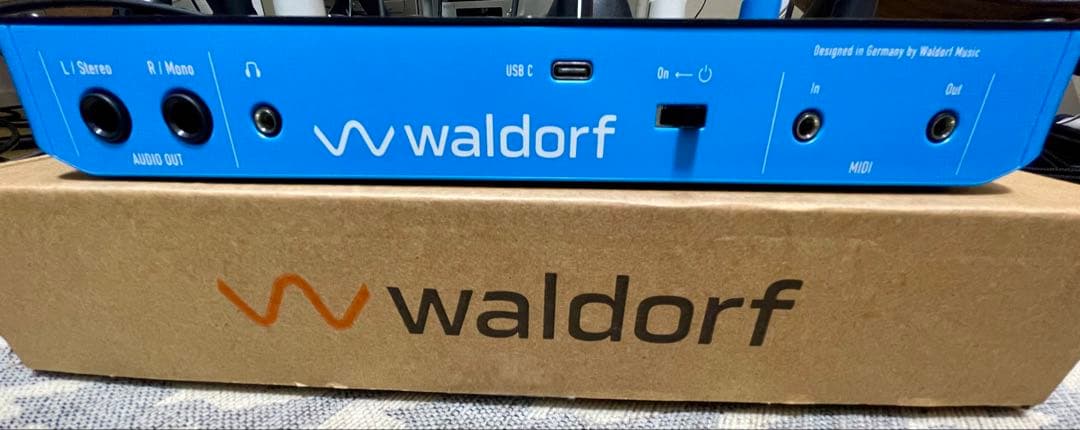 Waldorf PROTEIN ウェーブテーブルシンセサイザー