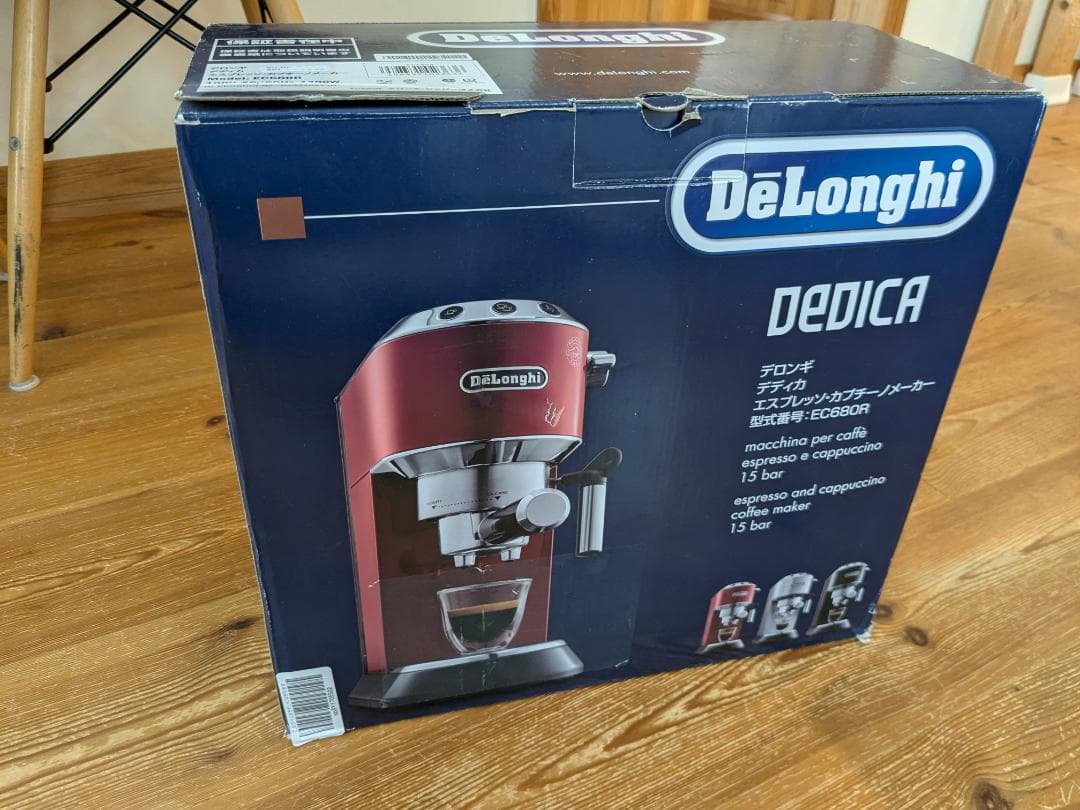De'Longhi エスプレッソマシン ／ディディカ ／レッド