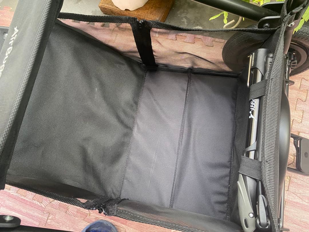 【未使用品】エアバギーAIRBUGGY フレーム ハンドブレーキ付き　ブラック