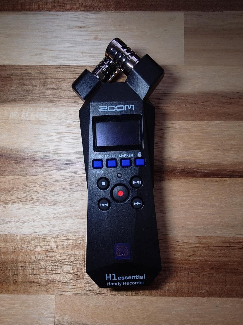 ZOOM H1essential ハンディレコーダー 専用ケース付 美品