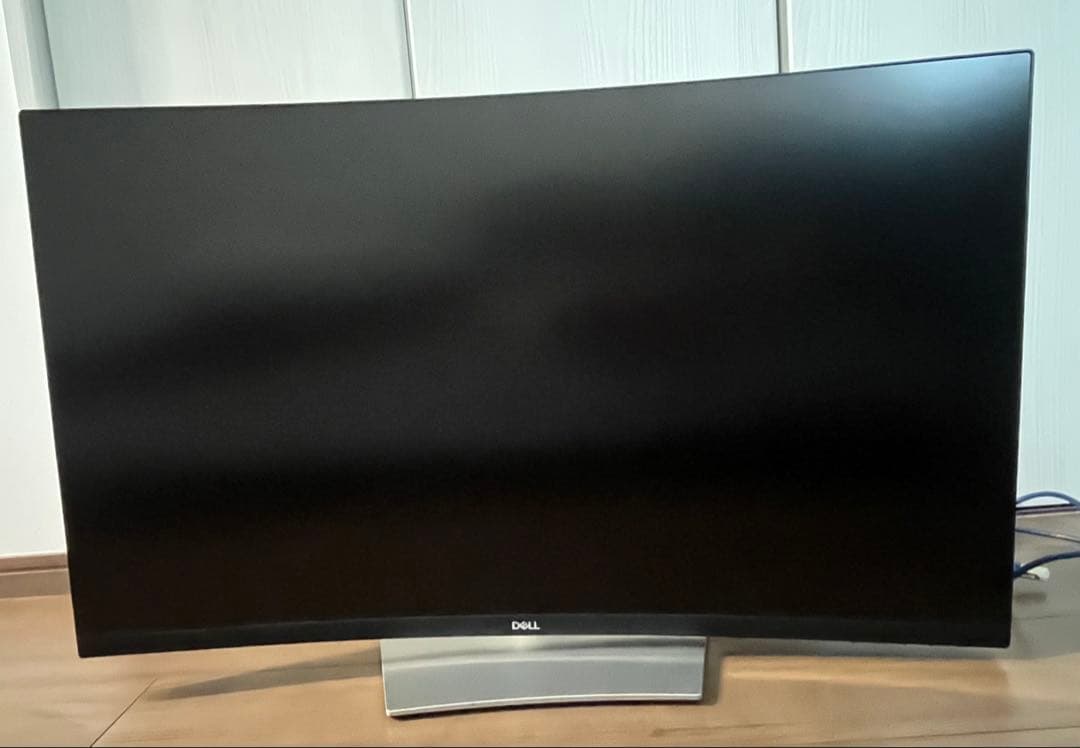 DELL Dell S3221QS 31.5インチ 曲面 4K モニター送料込み