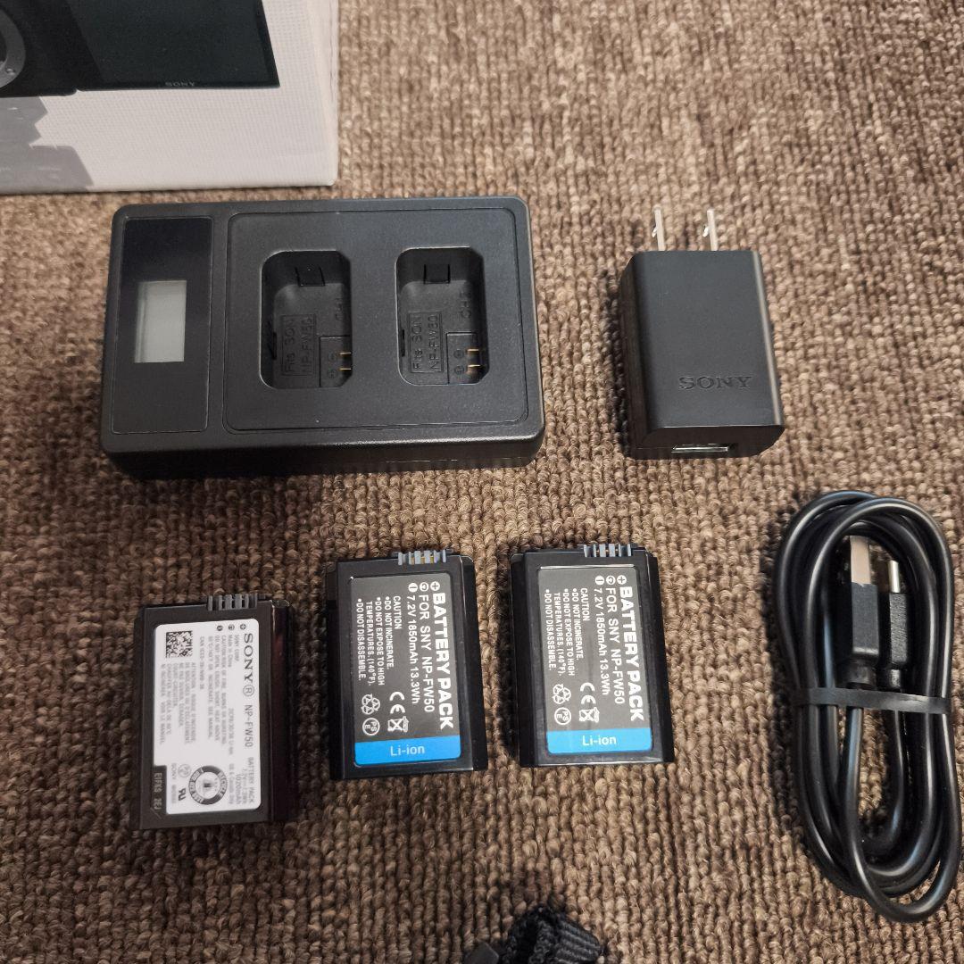 SONY ZV-E10L パワーズームレンズキット バッテリー予備付き カメラ