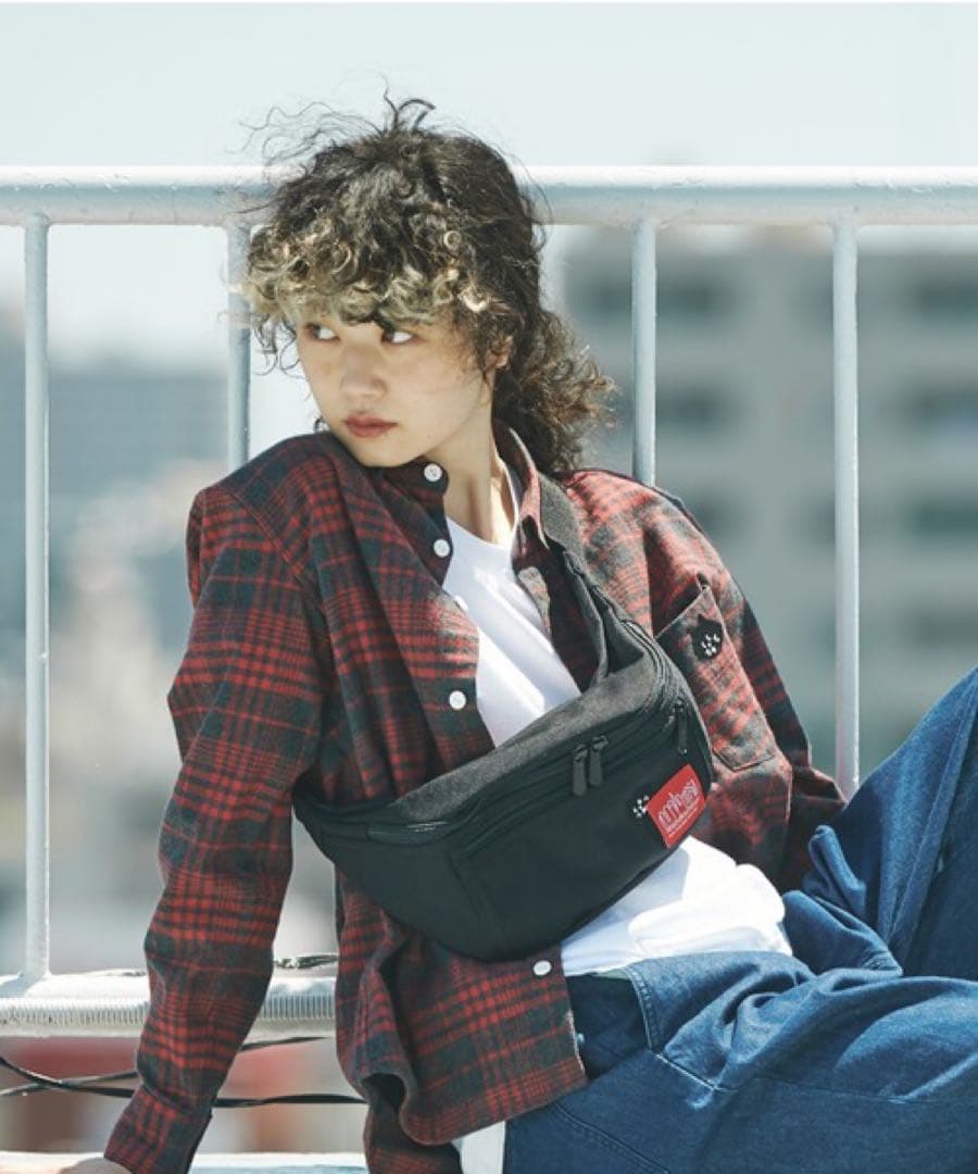 にゃー × マンハッタンポーテージ コラボ ボディバッグ　未使用　美品