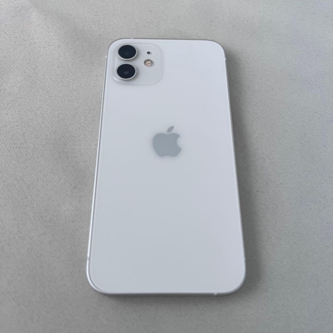 【値下げしました】Apple iPhone 12 ホワイト　本体64GB 箱付き
