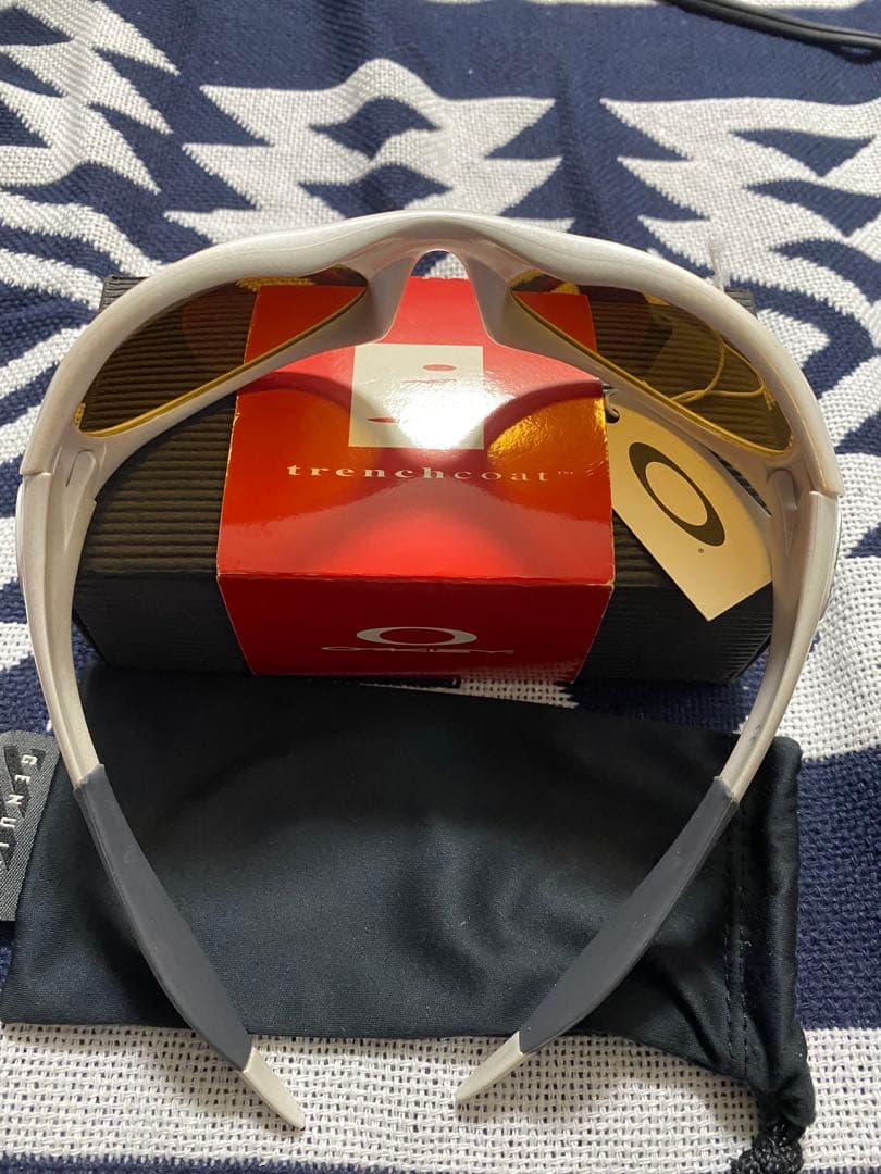 2*t様 Oakley Trenchcoat トレンチコート白