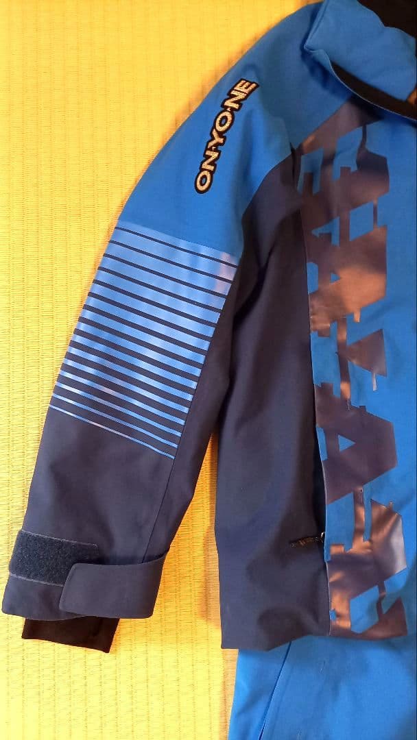 男女兼用20-21オンヨネ DEMOスキーウェア上下セット　サイズ上S　下S－3