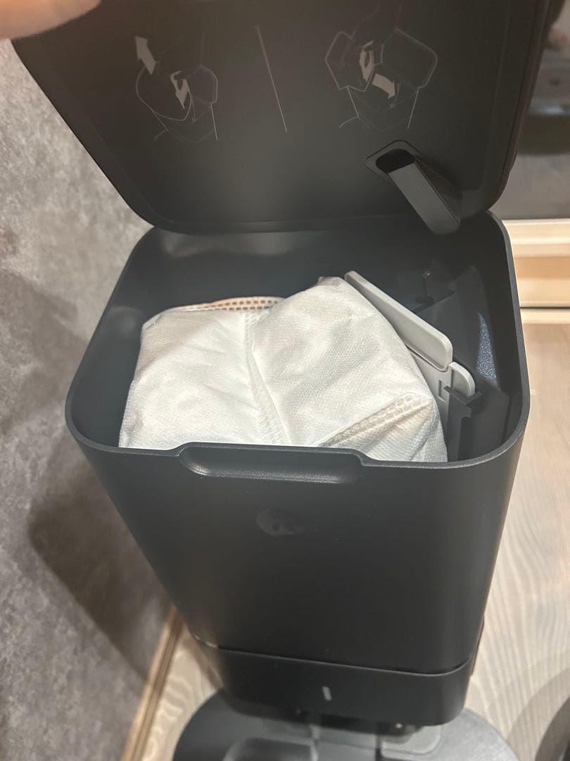 ロボット掃除機 ルンバi3 超美品です