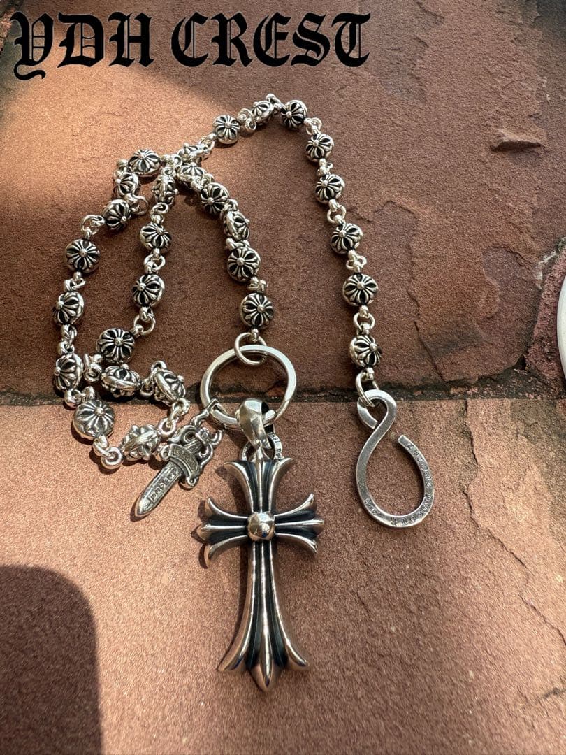 新入荷　バイカー必須　フラワークロスウォレットチェーン　刻印有り　MLCN04