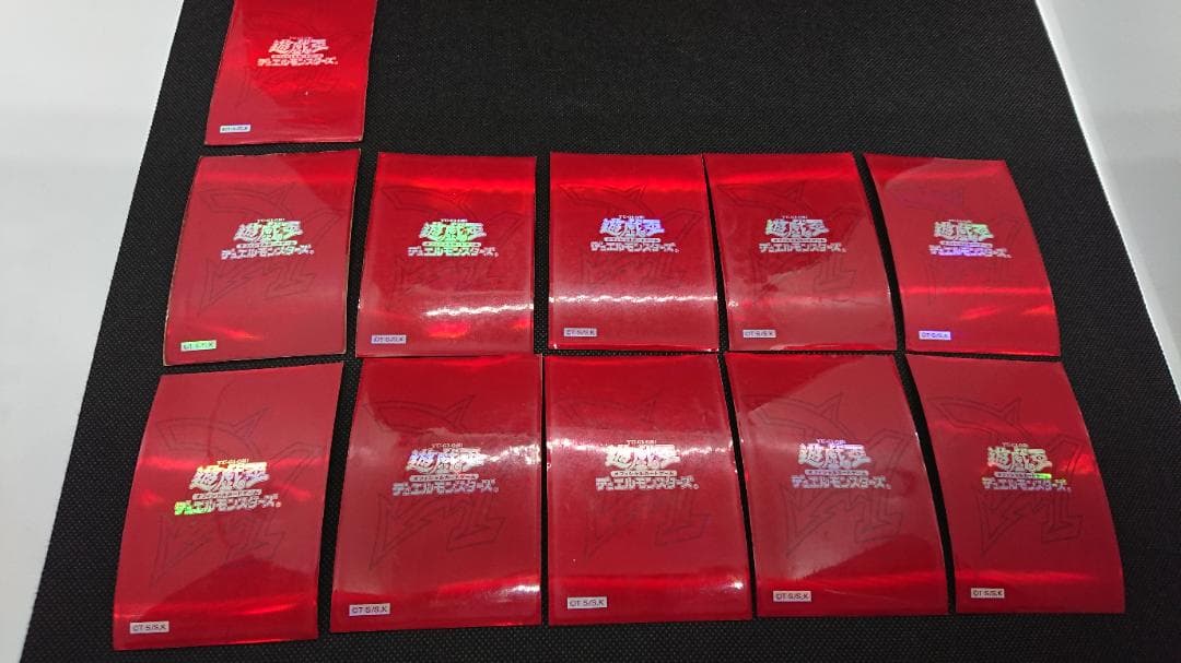 公式　旧オシリスレッドスリーブ　71枚