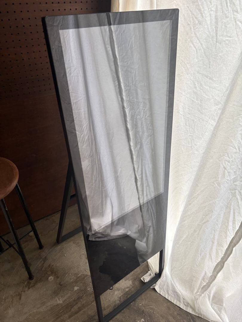 デジタルサイネージ 32型 スタンド付 液晶ディスプレイ A型スタンド　黒