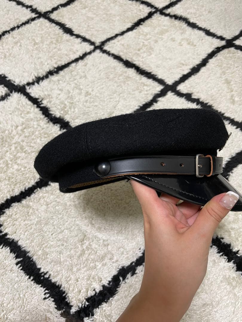 MISBHV黒いウールベレー帽 金属ロゴ付き