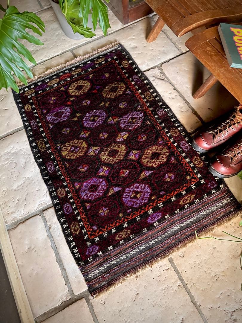 トライバルラグ　ヴィンテージラグ　バルーチ族　アフガンラグ　プリミティブアート