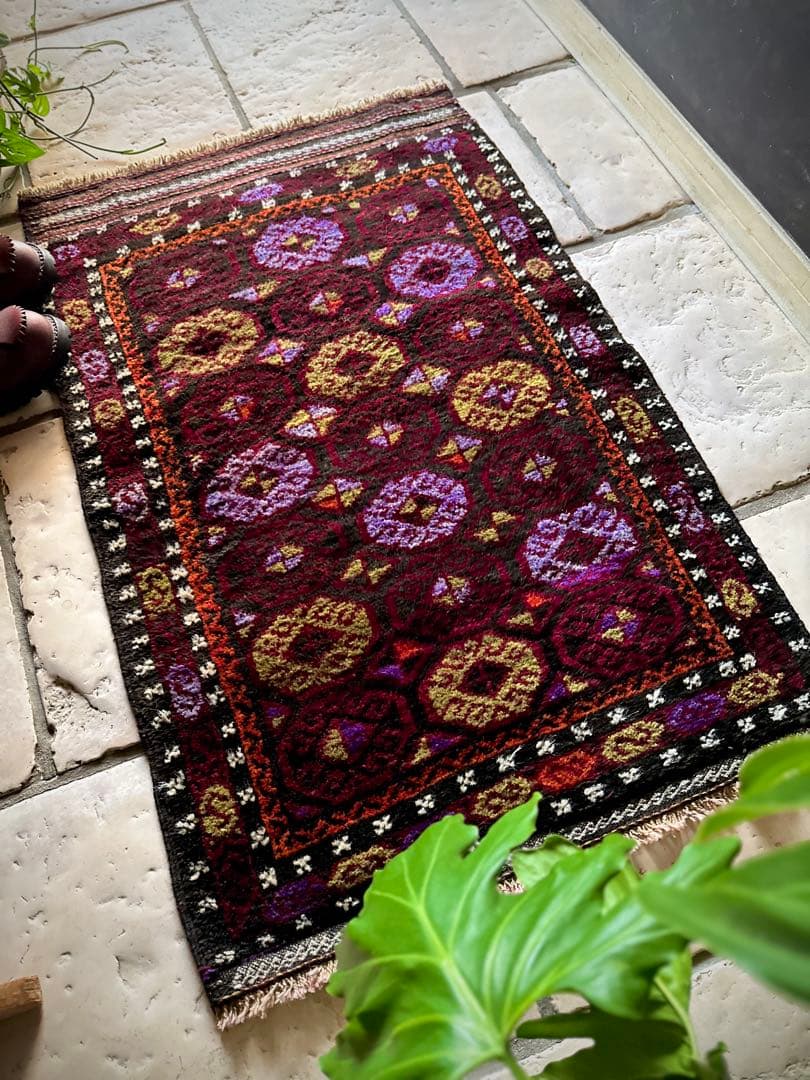 トライバルラグ　ヴィンテージラグ　バルーチ族　アフガンラグ　プリミティブアート