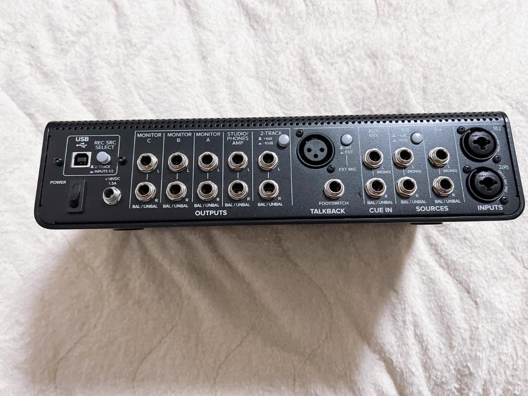 MACKIE Big Knob Studio+ モニターコントローラー