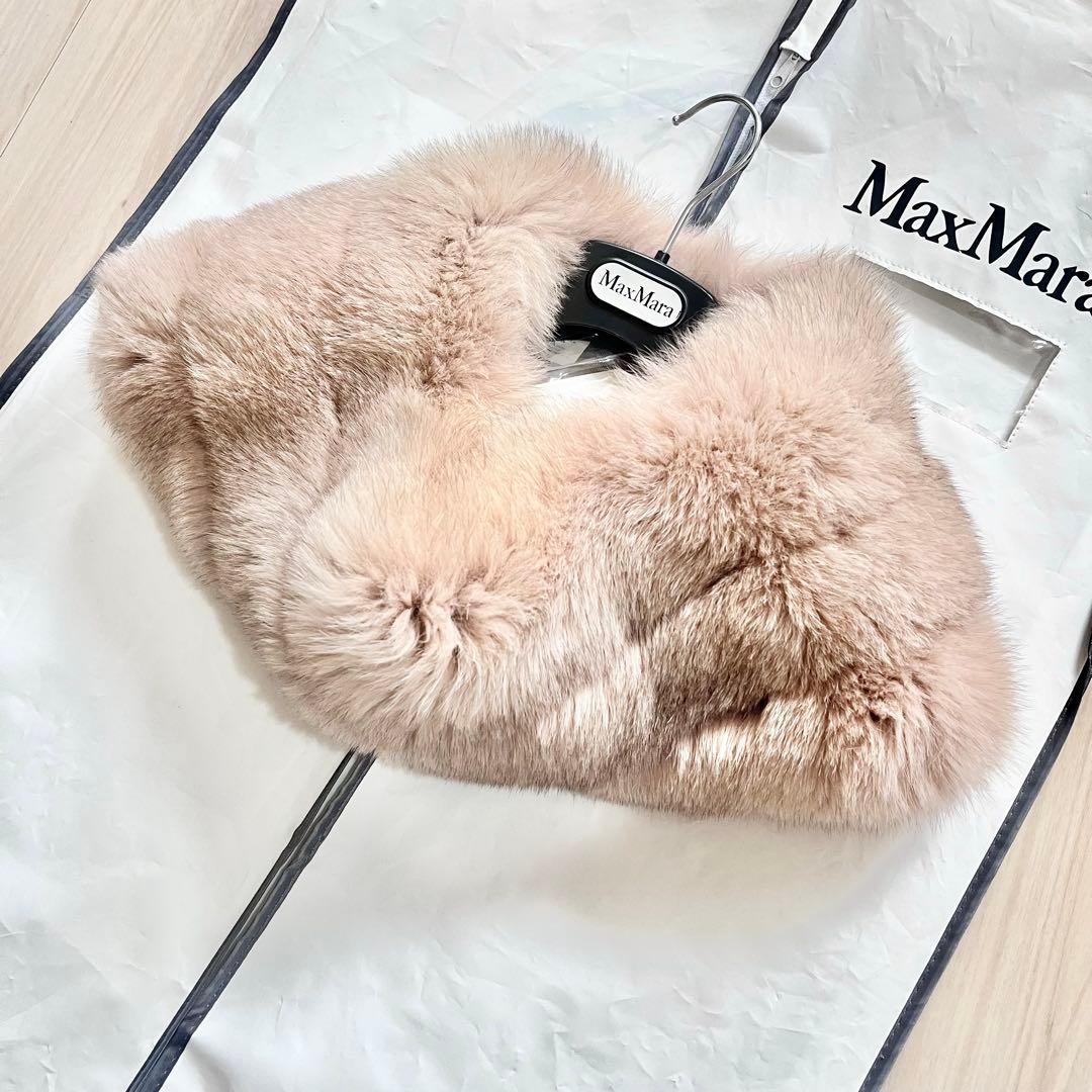 Maxmara 未使用 肉厚リアルフォックスファー スヌード マフラー