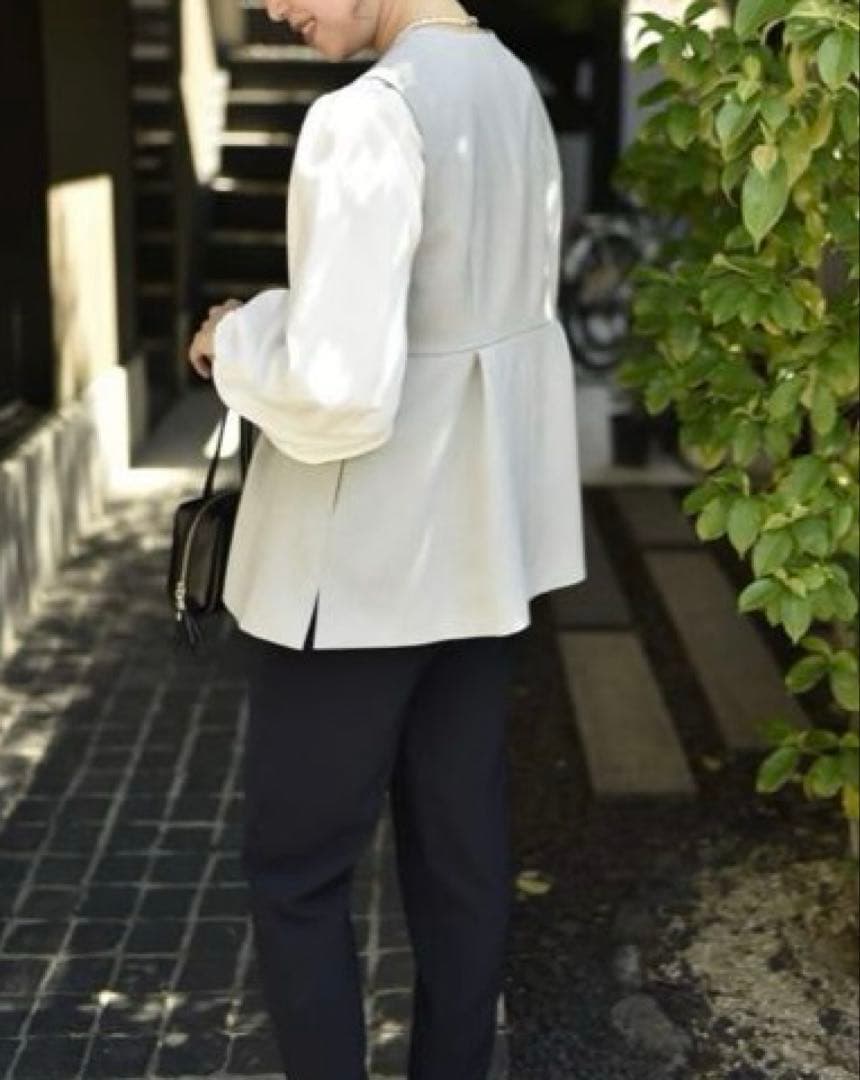 OUR 2wayペプラムベスト