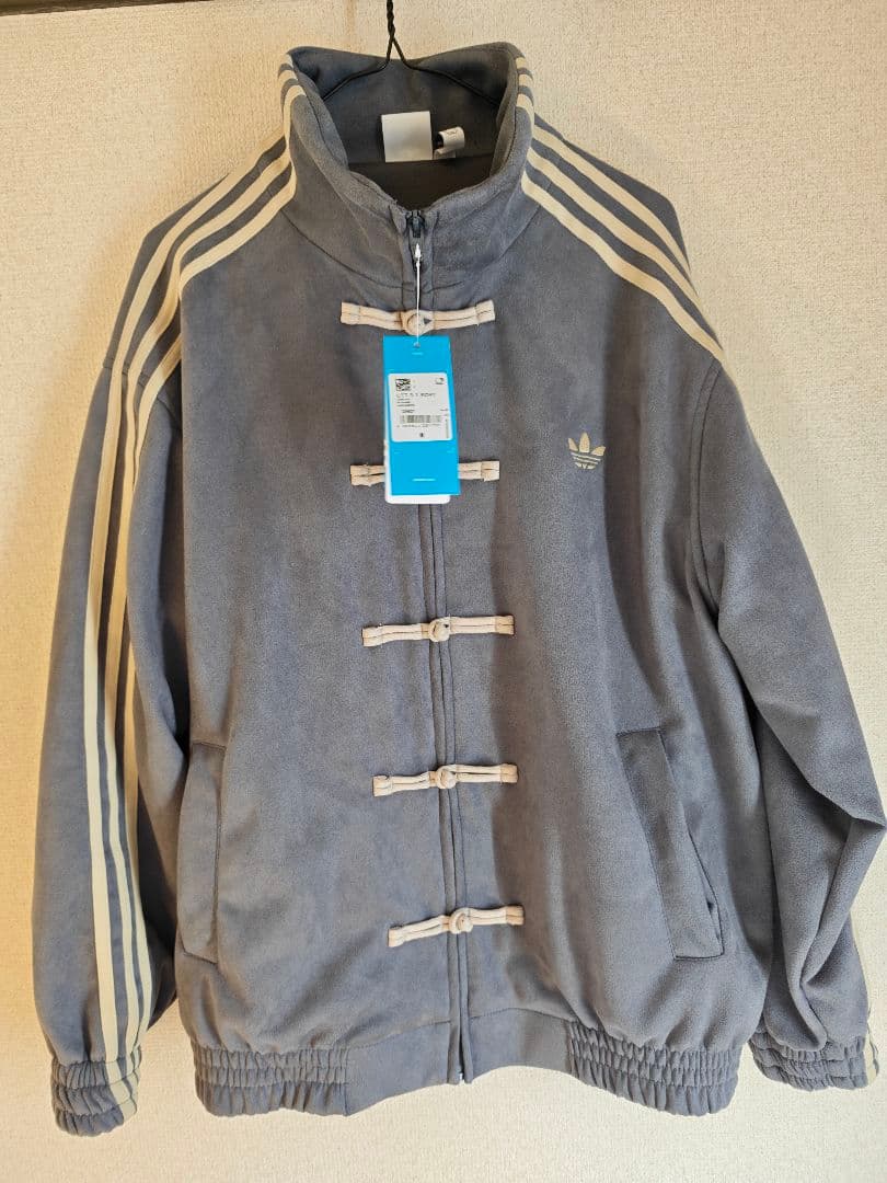 V*o様 中国限定 アディダス 蛇年トラック スエード ジャケット ダークグレー