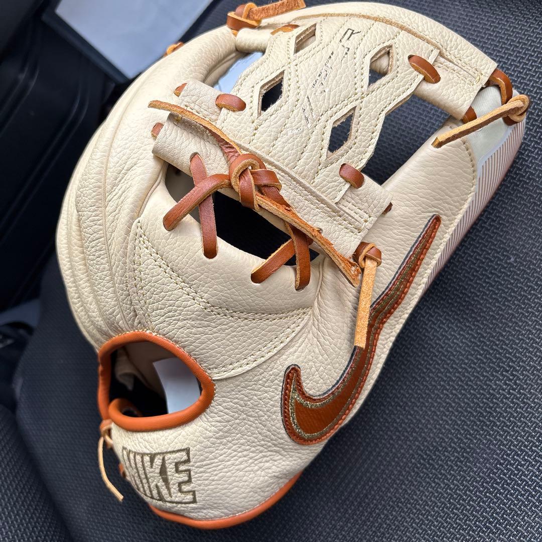 ［KA］新品　ナイキ　野球グローブ　NIKE Vapor Fielding