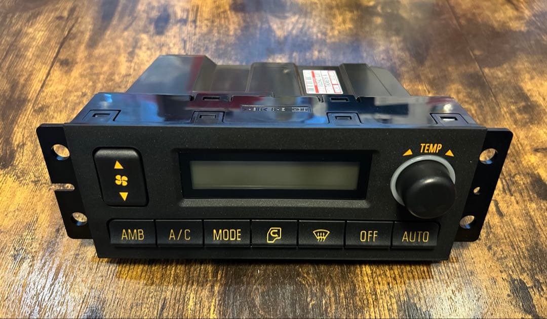 いすゞ　ギガ　エアコンコントロールパネル