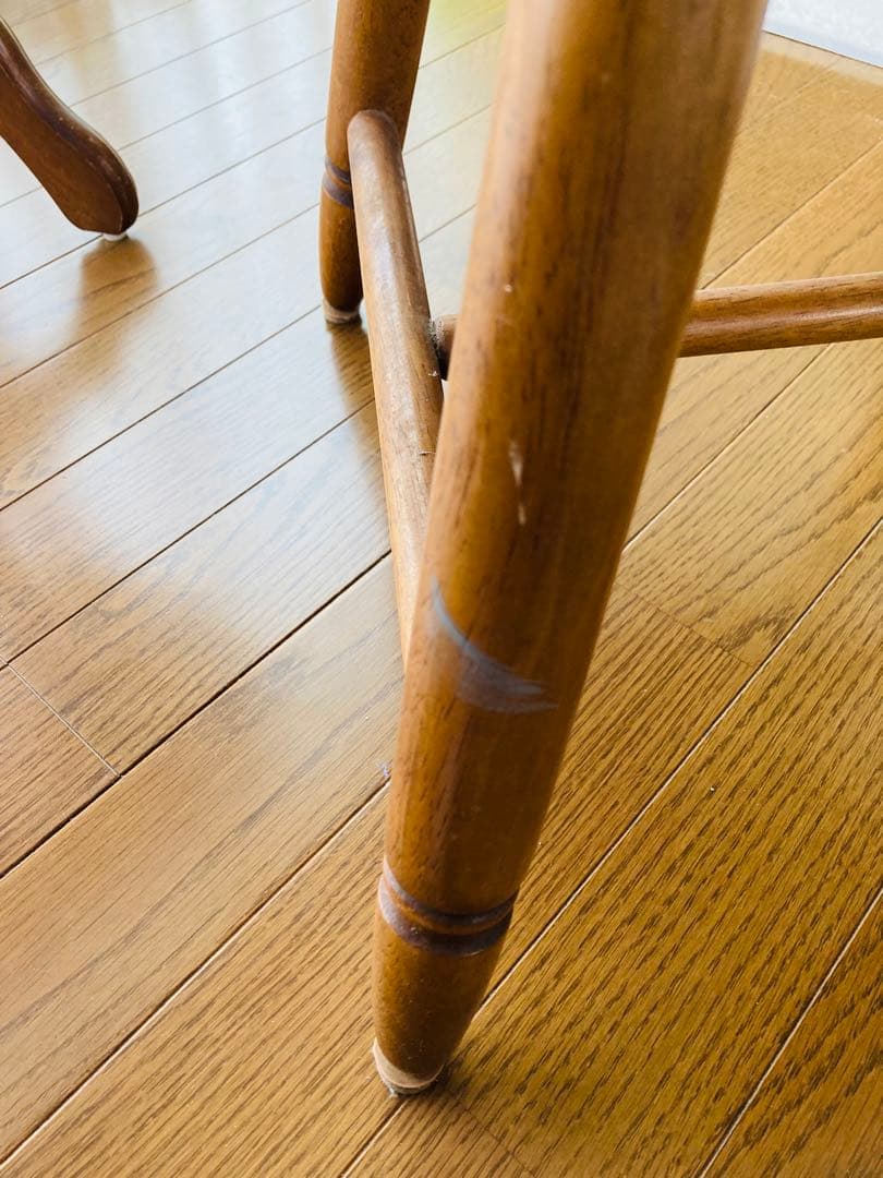 カントリー調　2人用　木製ダイニングティーテーブルセット