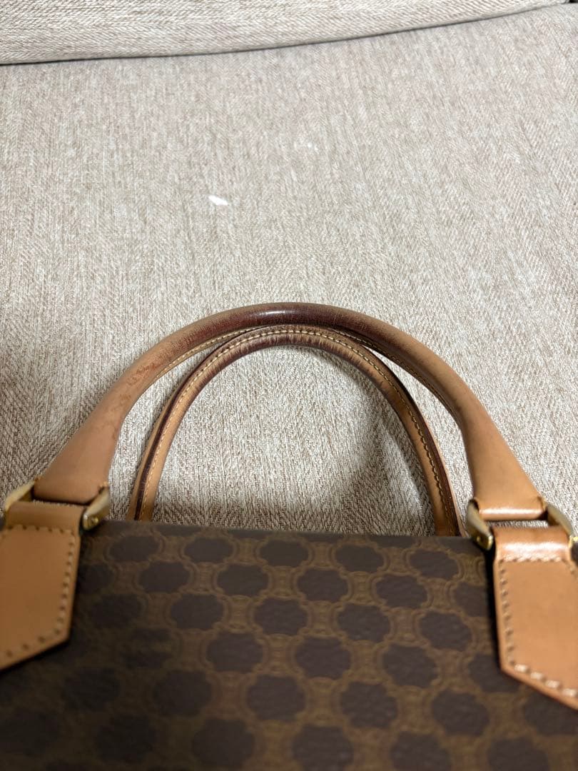 CELINE ブラウンレザーハンドバッグ