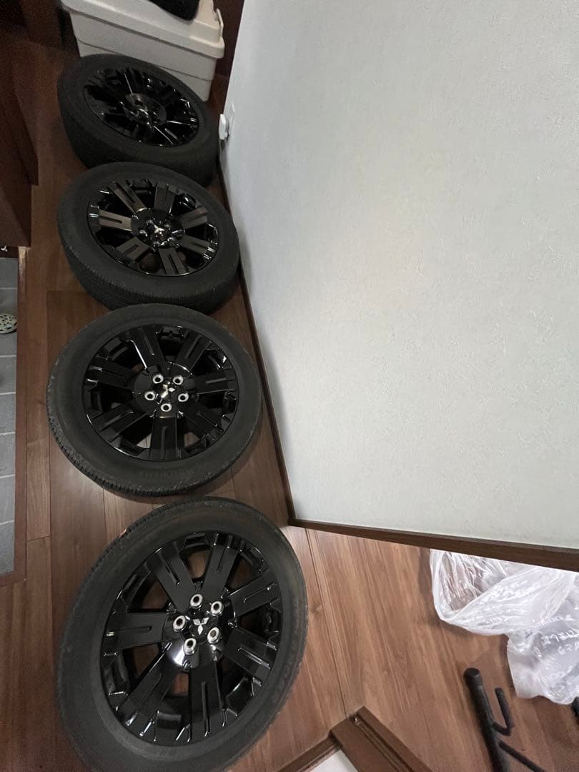 ※N@様用※ デリカD5 2024年　シャモニー　純正タイヤホイール４本セット