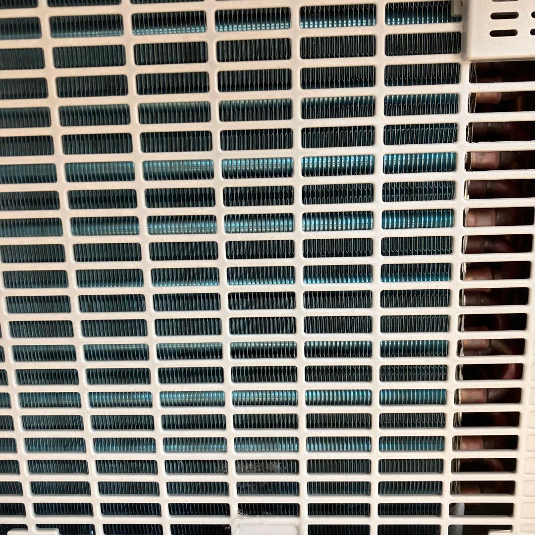 cado 2022年製 ROOT 除湿機 デザイン×除湿力 型番DH-C7100