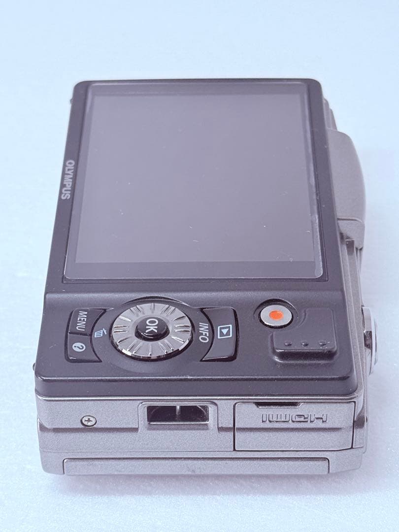 OLYMPUS SZ-20 シルバー 動作確認済 コンデジ FULL HD 3D