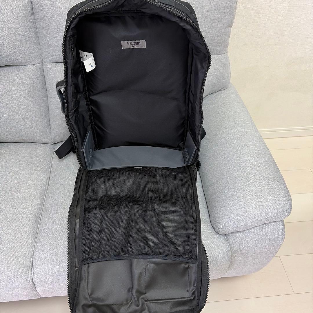 【マンドリル】ナイキ ユーティリティ エリート バックパック (32L)