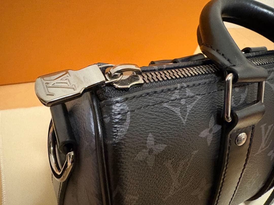 moyaLOUIS VUITTON ブラック ドラムバッグ